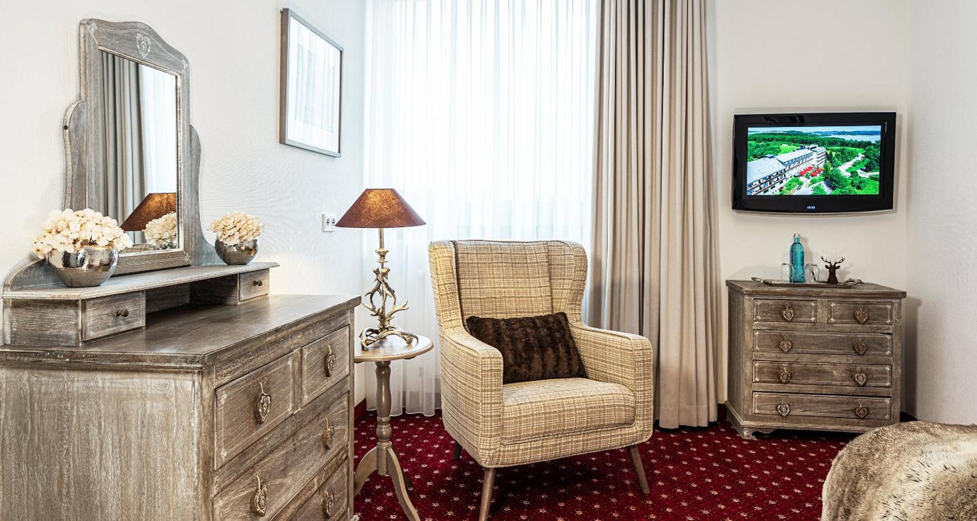 Victor'S Seehotel Weingaertner Bostalsee Bosen-Eckelhausen Værelse billede